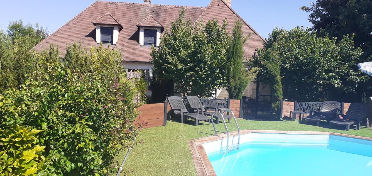 Au P'Tit Versailles Chatillon-Sur-Seine Ngoại thất bức ảnh